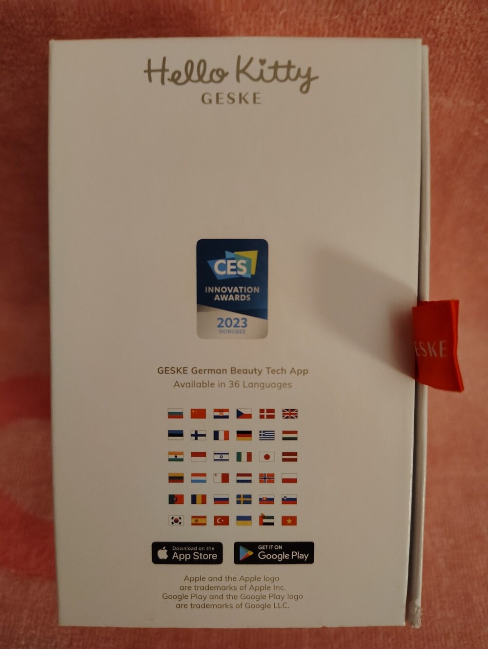 Hello Kitty x GESKE Smart App Guided 4 In 1 Sonic Facial Brush - Picture 9 of 13